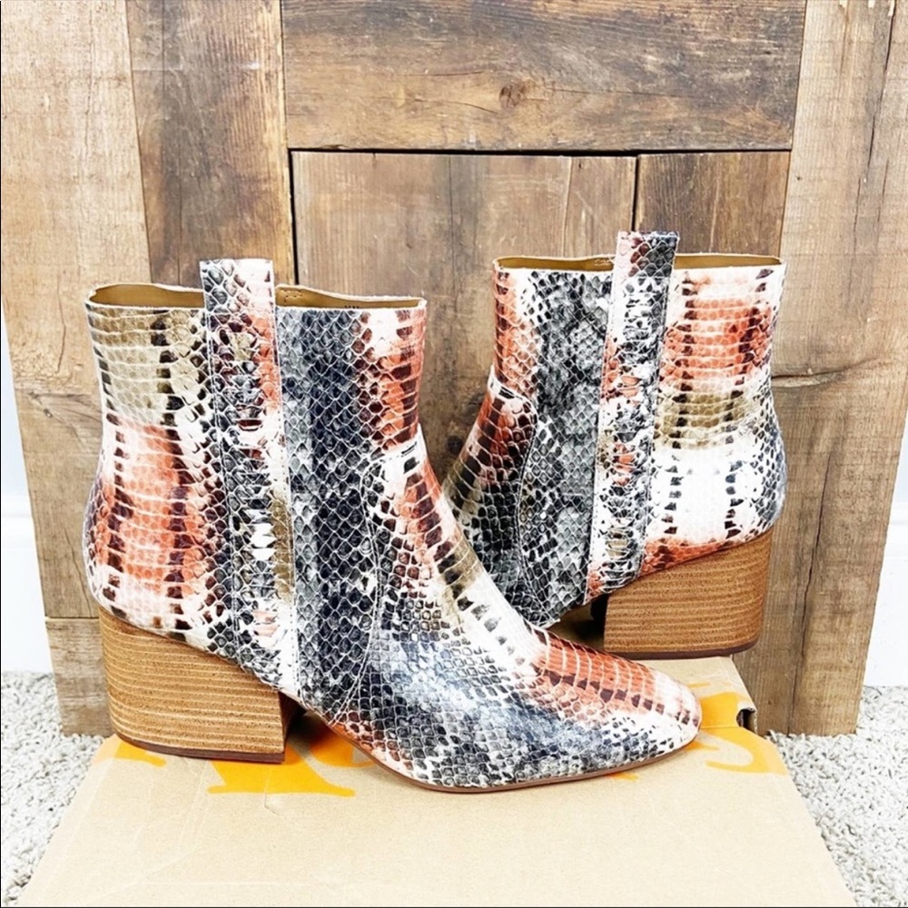 NIB Korks by Kork-Ease Leyland Snakeskin Booties